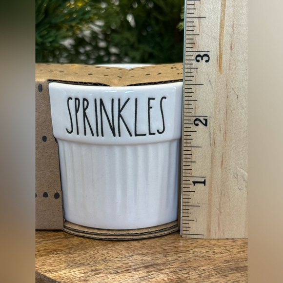 ✨ Brand NEW in Box Rae Dunn Set of 4 Ramekins- NUTS SPRINKLES CHERRIES CANDY ✨ - Picture 6 of 11